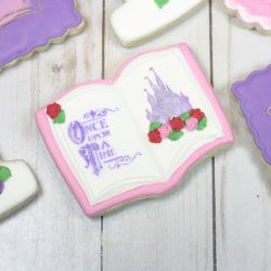 OUAT storybook closeup cookie